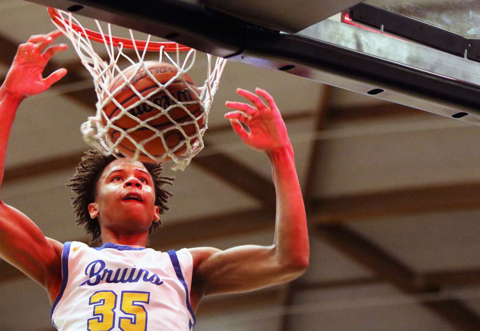 a Tualatin Barlow 6A Oregon boys basketball quarterfinal 2024 Dan Brood 30